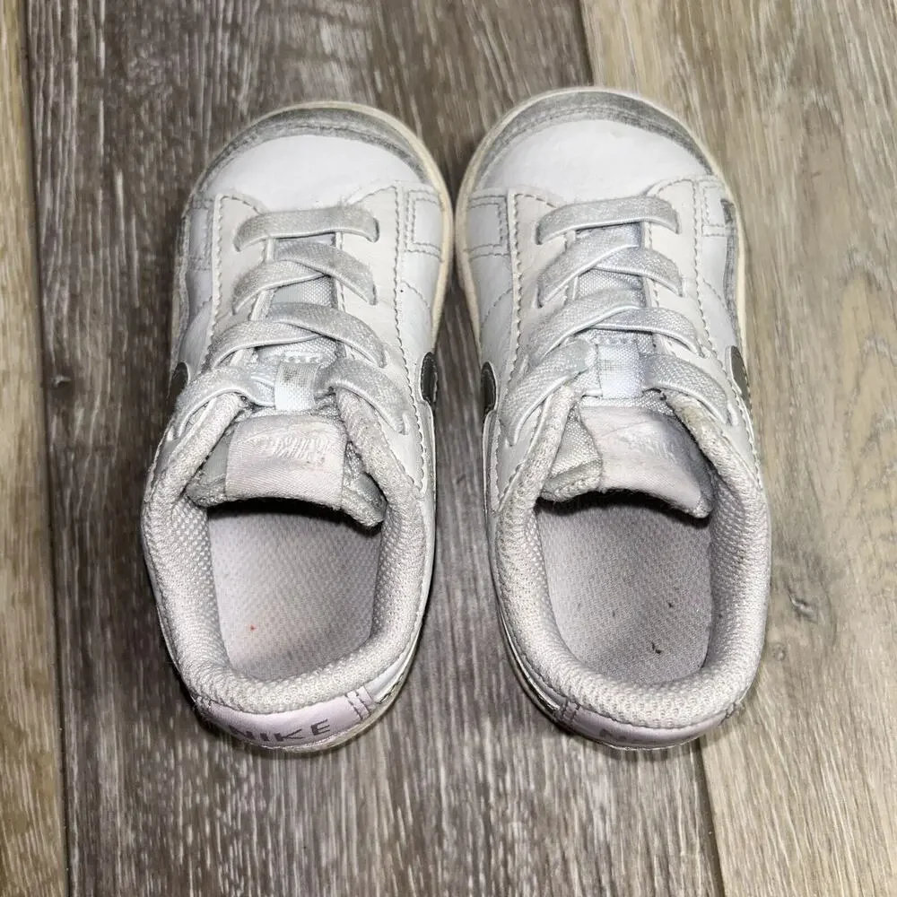 Nike Blazer Low 77 Platinum White Silver DA4076 003 Youth Size 6C Sneaker Shoes